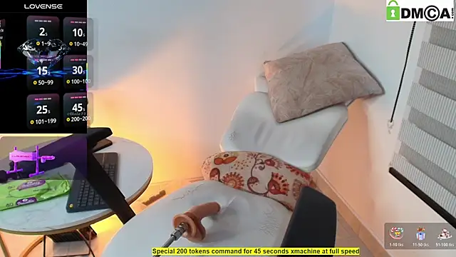 Im Evanss online show from 01-11-26, 12:32