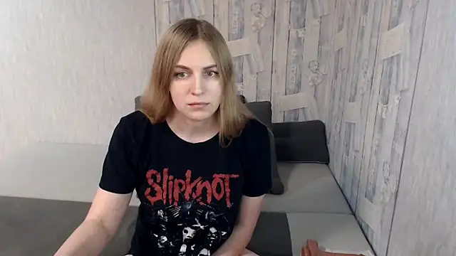 Pilly green  online show from 12-15-24, 08:30