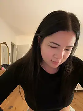 clairewntr online show from 01-06-25, 10:26