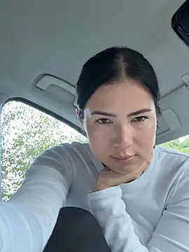 clairewntr online show from 10-01-25, 04:24