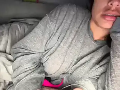 Snapshot of tbaexoxox chatting on 03-02-26, 03:09 tbaexoxox online show from 03-02-26, 03:09