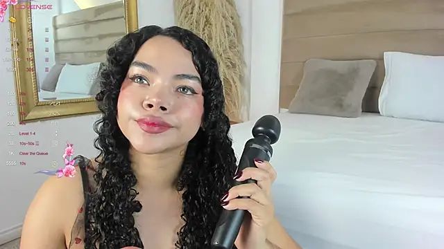 ValerieDiaz  online show from 01-09-25, 11:58