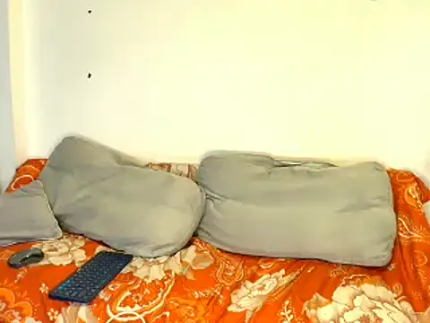 thai pussy yummy online show from 11-10-25, 10:14