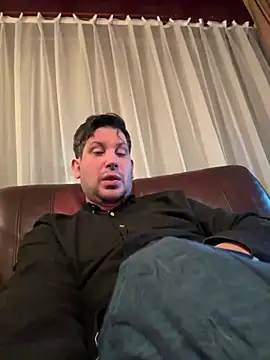 Snapshot of Taxidriver1988 chatting on 01-01-25, 10:03 Taxidriver1988 online show from 01-01-25, 10:03