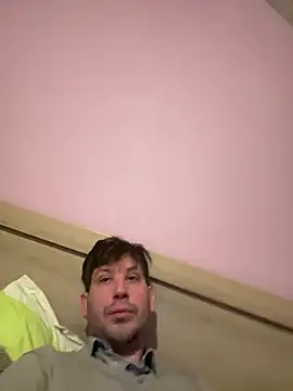 Snapshot of Taxidriver1988 chatting on 01-13-25, 09:31 Taxidriver1988 online show from 01-13-25, 09:31