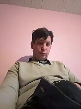 Snapshot of Taxidriver1988 chatting on 02-10-25, 04:25 Taxidriver1988 online show from 02-10-25, 04:25