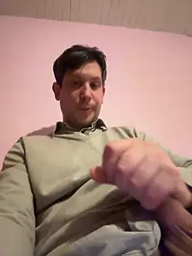 Snapshot of Taxidriver1988 chatting on 02-11-25, 03:29 Taxidriver1988 online show from 02-11-25, 03:29