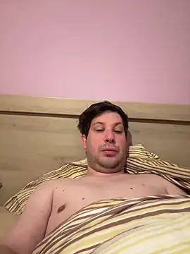 Snapshot of Taxidriver1988 chatting on 02-22-25, 06:17 Taxidriver1988 online show from 02-22-25, 06:17