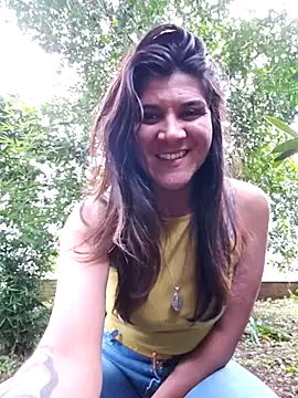 Snapshot of Yuky_ta chatting on 02-08-25, 10:51 Yuky ta online show from 02-08-25, 10:51