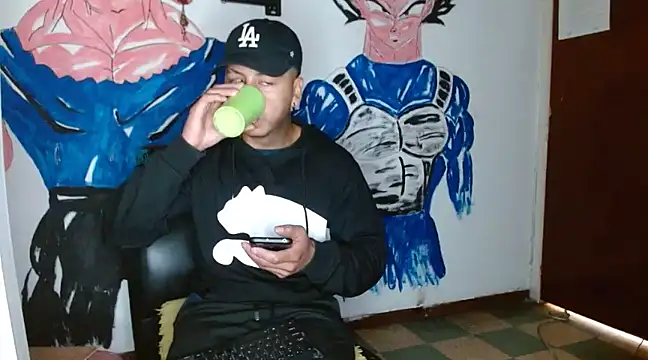 Snapshot of Black_hot266 chatting on 12-03-24, 01:32 Black hot266 online show from 12-03-24, 01:32