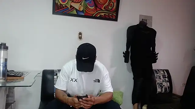 Snapshot of Black_hot266 chatting on 10-07-25, 01:52 Black hot266 online show from 10-07-25, 01:52