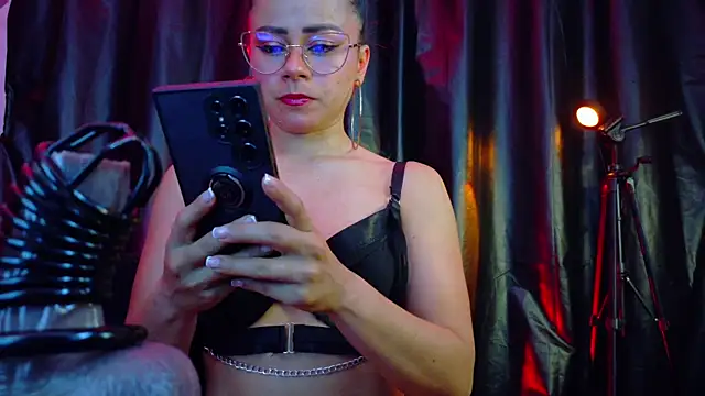 MistressSlut1 online show from 10-08-25, 11:19