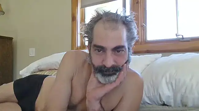 Snapshot of Poindexxter13 chatting on 02-25-25, 10:29 Poindexxter13 online show from 02-25-25, 10:29