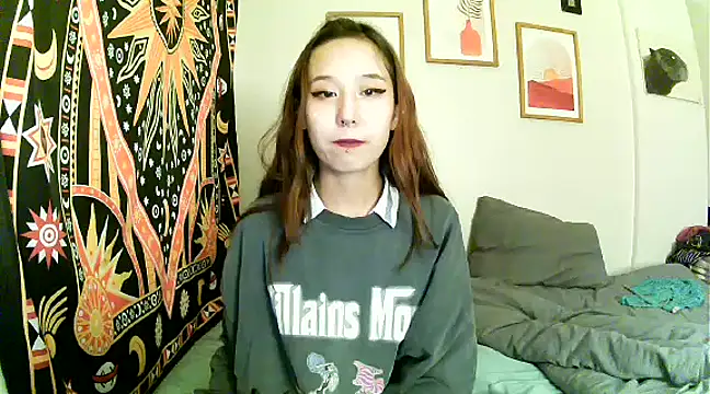 hazelseason online show from 12-20-24, 05:57