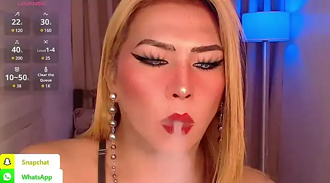 QUEEN GIAMOORE69 online show from 12-14-24, 01:28