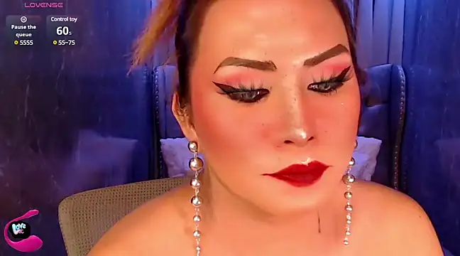 QUEEN GIAMOORE69 online show from 02-27-25, 08:53