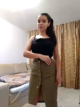 baby sweet girl  online show from 01-18-25, 11:44