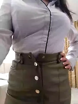 baby sweet girl  online show from 01-27-25, 04:30