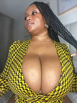 Hyra Ari online show from 12-20-25, 07:48