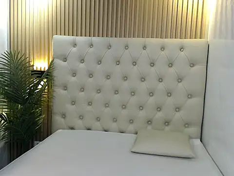 Abetterwomanxx online show from 11-29-25, 10:07