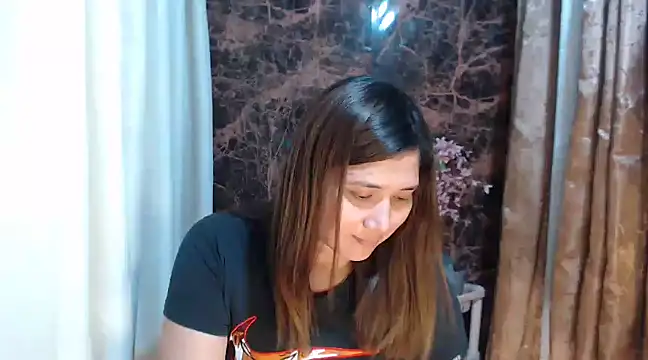 Snapshot of MS_Isabella_Snow92 chatting on 03-08-25, 01:39 MS Isabella Snow92 online show from 03-08-25, 01:39