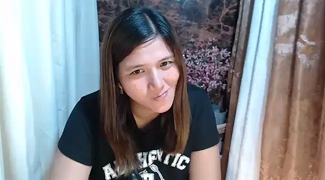 Snapshot of MS_Isabella_Snow92 chatting on 03-12-25, 01:14 MS Isabella Snow92 online show from 03-12-25, 01:14