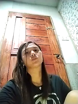 Snapshot of MS_Isabella_Snow92 chatting on 09-15-25, 08:53 MS Isabella Snow92 online show from 09-15-25, 08:53