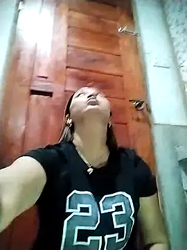 Snapshot of MS_Isabella_Snow92 chatting on 10-04-25, 11:25 MS Isabella Snow92 online show from 10-04-25, 11:25