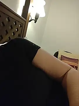 Susannemilf online show from 02-02-26, 01:21