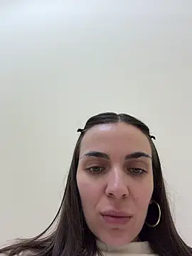 Snapshot of Bad_Giorgia chatting on 12-17-25, 01:17 Bad Giorgia online show from 12-17-25, 01:17