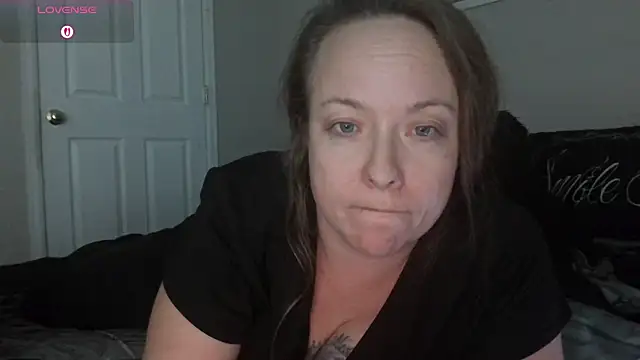 julimonroe online show from 12-19-25, 03:02