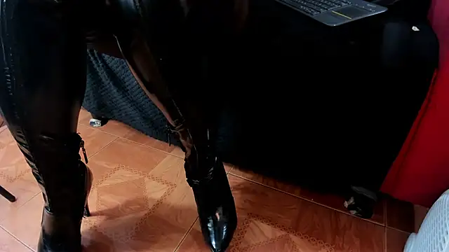 MissVioleta1 online show from 11-15-25, 08:33