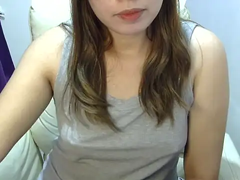    zurIII09  online show from 10-26-25, 12:44