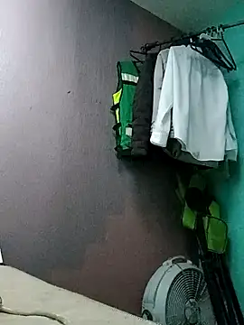 Snapshot of Noctucrasy247 chatting on 12-21-24, 09:12 Noctucrasy247 online show from 12-21-24, 09:12