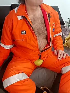 Saysomething3 online show from 02-12-25, 09:52