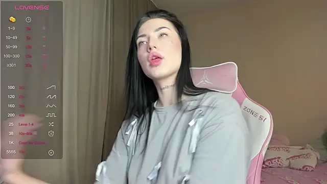 JenniferQueen11 online show from 01-23-25, 11:15