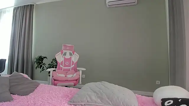 JenniferQueen11 online show from 09-21-25, 08:16