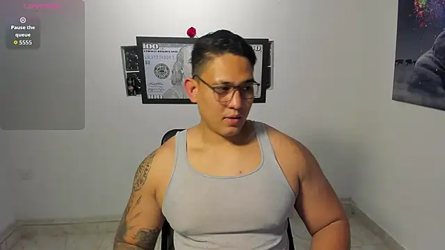 Colton Massif online show from 11-24-25, 04:45