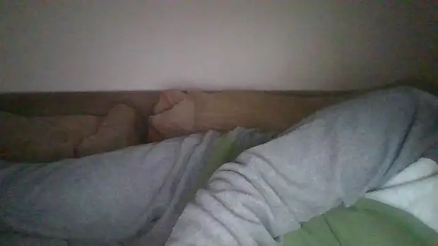 Snapshot of Anderrust chatting on 11-02-25, 11:34 Anderrust online show from 11-02-25, 11:34