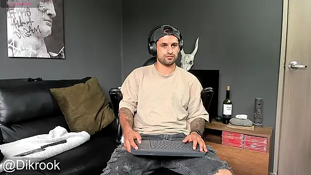 Davevilboy online show from 02-04-25, 03:26