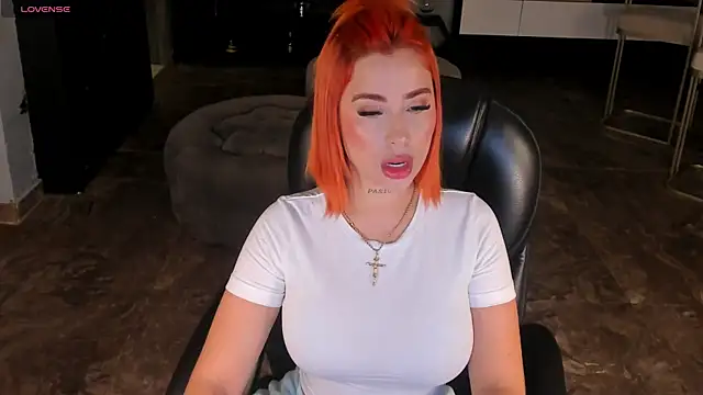 MadelineFox online show from 09-28-25, 12:43
