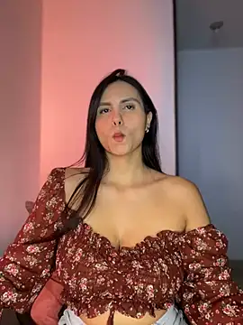 ameliayourfav1 online show from 12-18-24, 02:32