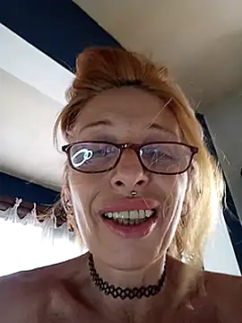 FrozenWaffle online show from 02-03-25, 07:21