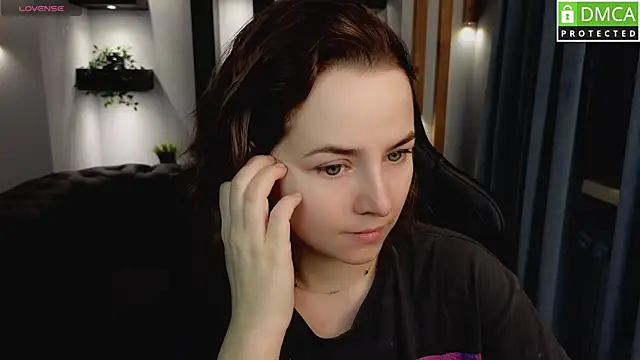 Mira Mermayd online show from 02-25-25, 05:08