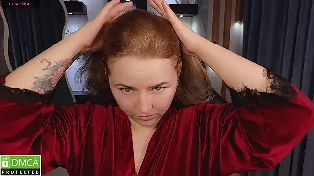 Mira Mermayd online show from 11-20-25, 01:17