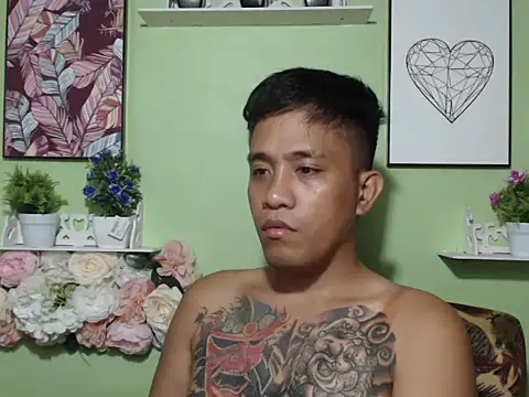 Thyler08 online show from 12-05-25, 01:42