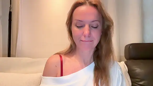 RachellAmazing online show from 01-21-25, 07:15