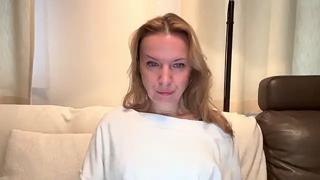 RachellAmazing online show from 01-22-25, 07:25