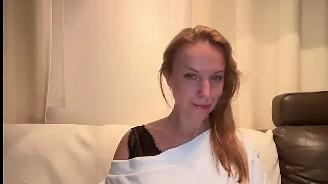 RachellAmazing online show from 01-22-25, 04:33