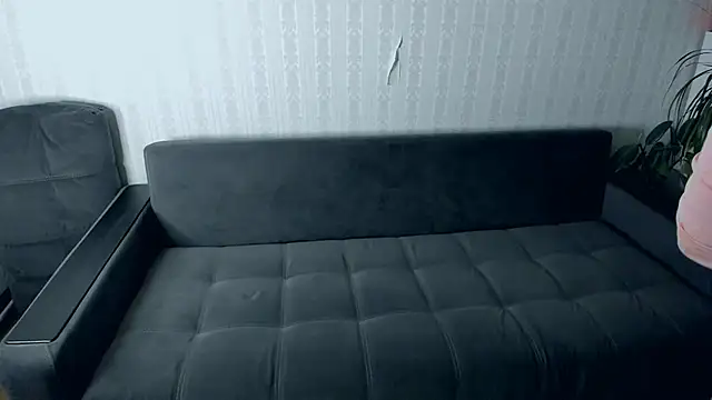 Jessica Rubatte online show from 10-21-25, 05:02